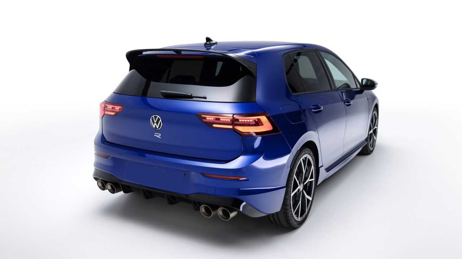 VOLKSWAGEN GOLF 8 ''R'' DİFÜZÖR (PİANO BLACK) - 4 EGZOZ - Görsel 2